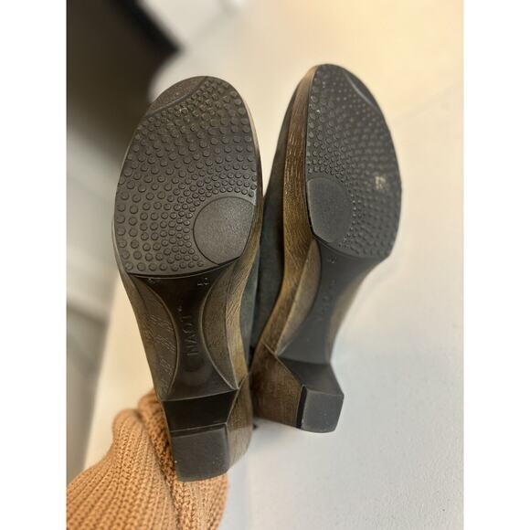 Naot Brown Mules - Picture 10 of 10